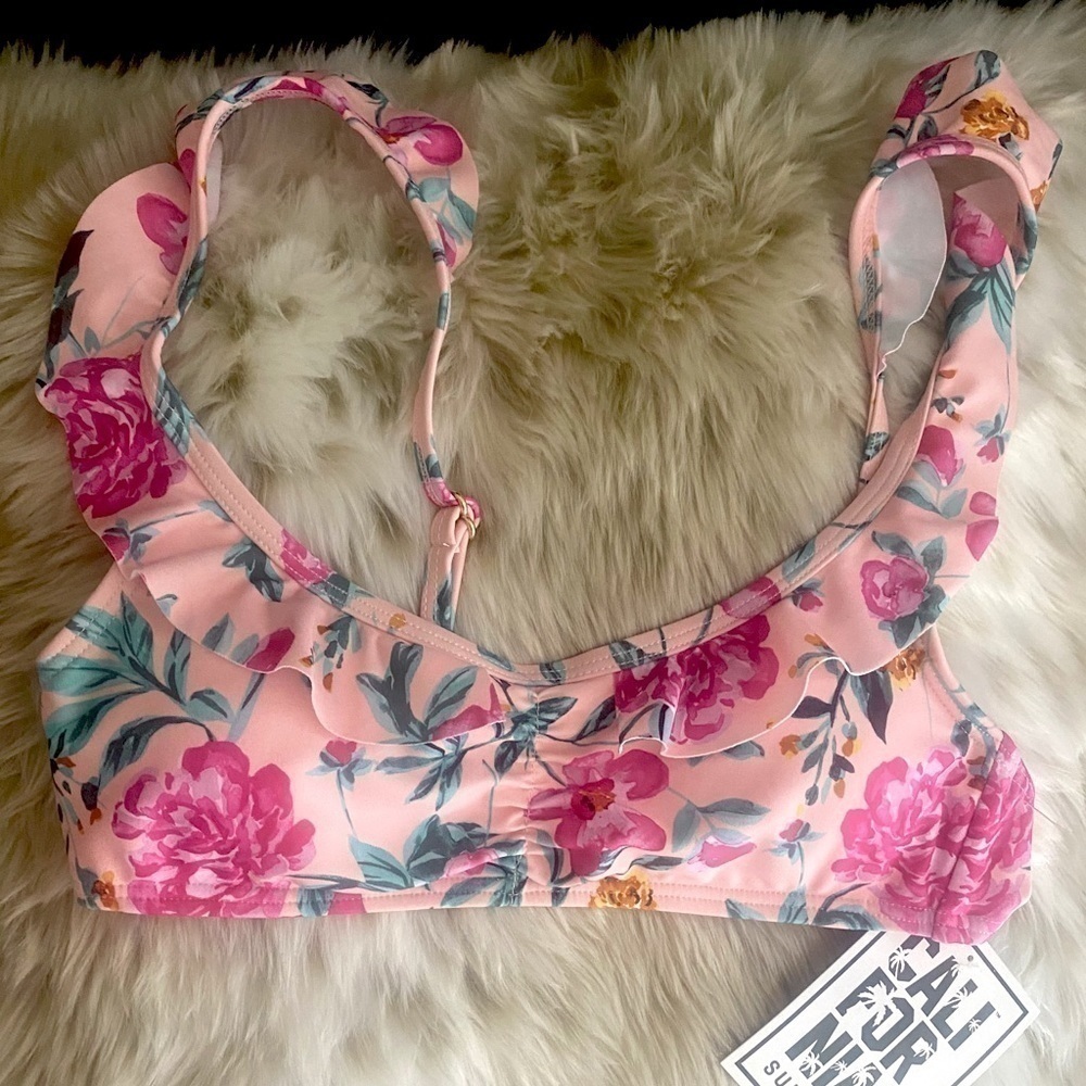 NWT floral pink bikini top with ruffle CALIFORNIA